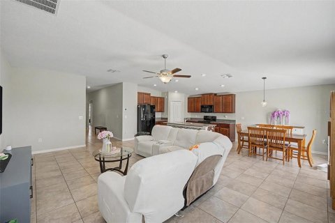 House in BELMONT in Ruskin, Florida 4 bedrooms, 179.86 sq.m. № 2210247 - photo 17