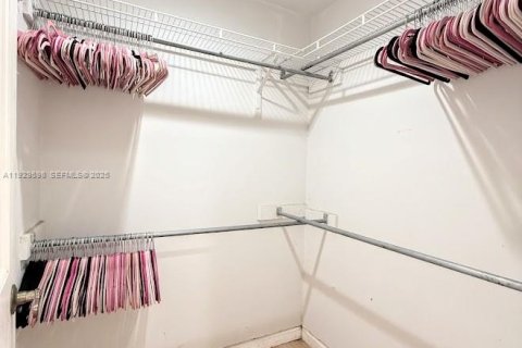 Villa ou maison à vendre à Port Charlotte, Floride: 3 chambres № 1989282 - photo 10