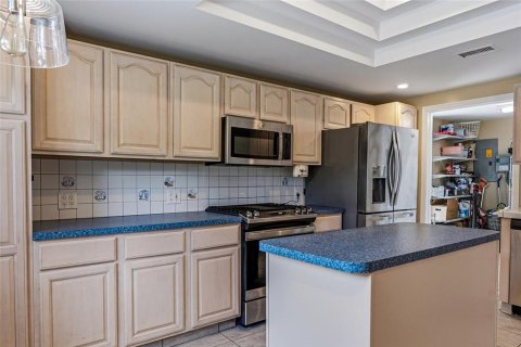 Villa ou maison à vendre à Tampa, Floride: 3 chambres, 148.55 m2 № 2221066 - photo 12