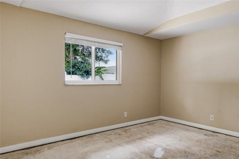 Villa ou maison à vendre à Tampa, Floride: 3 chambres, 148.55 m2 № 2221066 - photo 18