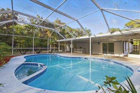 House in Hudson, Florida 3 bedrooms, 151.99 sq.m. № 1761554 - photo 30