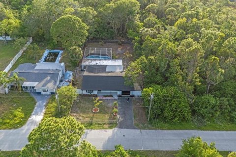 House in Hudson, Florida 3 bedrooms, 151.99 sq.m. № 1761554 - photo 4