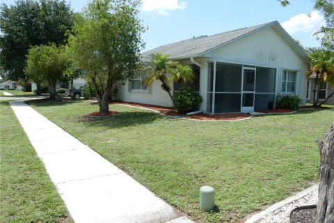 House in Port Charlotte, Florida 3 bedrooms, 139.45 sq.m. № 1780543 - photo 16