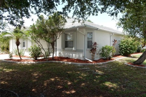 House in Port Charlotte, Florida 3 bedrooms, 139.45 sq.m. № 1780543 - photo 17