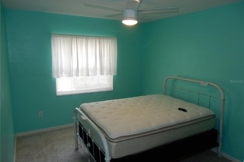 House in Port Charlotte, Florida 3 bedrooms, 139.45 sq.m. № 1780543 - photo 11