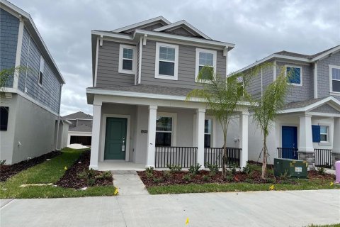 House in Clermont, Florida 4 bedrooms, 187.94 sq.m. № 2237689