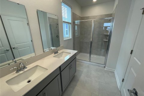 House in Clermont, Florida 4 bedrooms, 187.94 sq.m. № 2237689 - photo 17