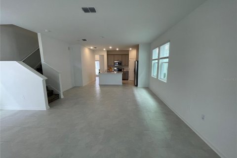 House in Clermont, Florida 4 bedrooms, 187.94 sq.m. № 2237689 - photo 5