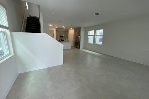House in Clermont, Florida 4 bedrooms, 187.94 sq.m. № 2237689 - photo 4