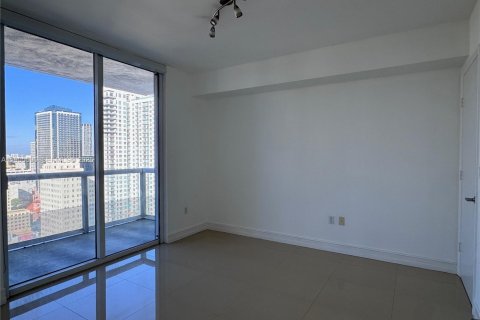 Condominio en alquiler en Miami, Florida, 1 dormitorio, 74.32 m2 № 1956383 - foto 12