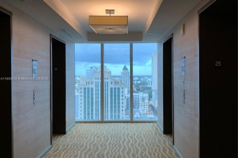 Снять в аренду кондоминиум в Майами, Флорида 1 спальня, 74.32м2, № 1956383 - фото 7