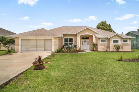 House in Palm Coast, Florida 3 bedrooms, 206.61 sq.m. № 2095957