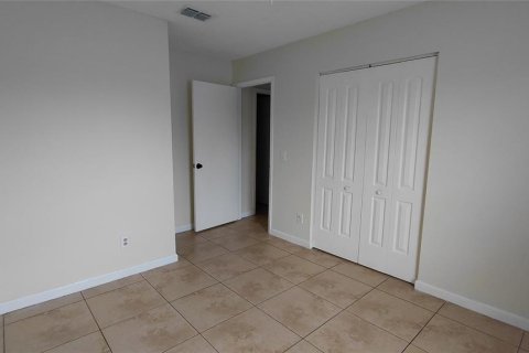 Villa ou maison à louer à Tampa, Floride: 3 chambres, 111.67 m2 № 2115326 - photo 12
