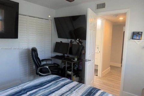 Adosado en alquiler en Homestead, Florida, 2 dormitorios, 80.64 m2 № 2011943 - foto 12