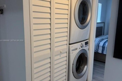 Adosado en alquiler en Homestead, Florida, 2 dormitorios, 80.64 m2 № 2011943 - foto 13