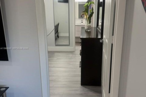 Adosado en alquiler en Homestead, Florida, 2 dormitorios, 80.64 m2 № 2011943 - foto 2