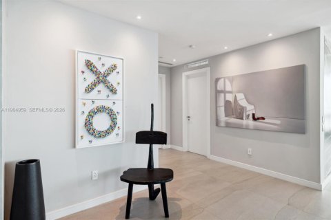 Condo in Miami Beach, Florida, 3 bedrooms  № 2060186 - photo 19