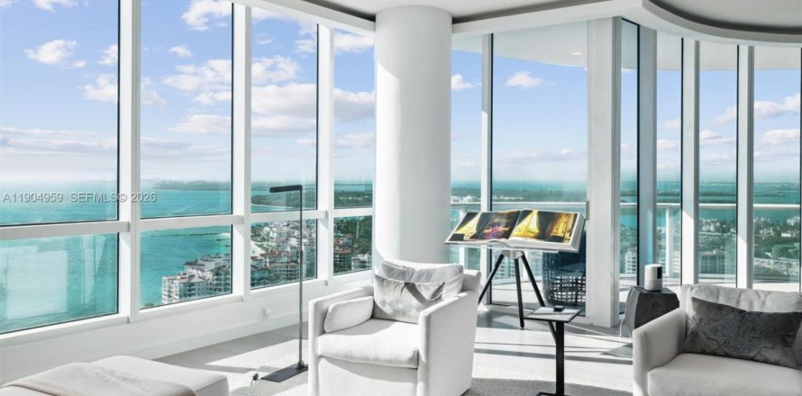 Condo in Miami Beach, Florida, 3 bedrooms  № 2060186