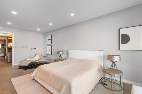 Condo in Miami Beach, Florida, 3 bedrooms  № 2060186 - photo 23