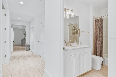 Adosado en venta en Sarasota, Florida, 3 dormitorios, 193.79 m2 № 2124122 - foto 21