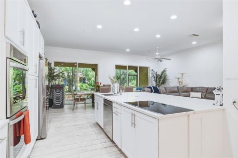 Adosado en venta en Sarasota, Florida, 3 dormitorios, 193.79 m2 № 2124122 - foto 11