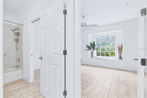 Adosado en venta en Sarasota, Florida, 3 dormitorios, 193.79 m2 № 2124122 - foto 18