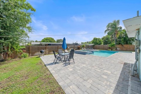 Casa en venta en Sarasota, Florida, 3 dormitorios, 103.86 m2 № 2222729 - foto 28
