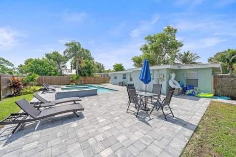Casa en venta en Sarasota, Florida, 3 dormitorios, 103.86 m2 № 2222729 - foto 29