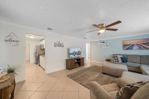 Casa en venta en Sarasota, Florida, 3 dormitorios, 103.86 m2 № 2222729 - foto 8