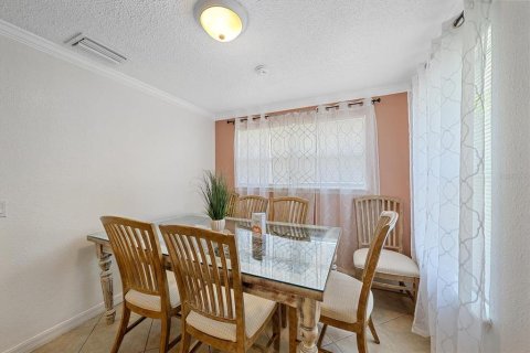 Casa en venta en Sarasota, Florida, 3 dormitorios, 103.86 m2 № 2222729 - foto 14