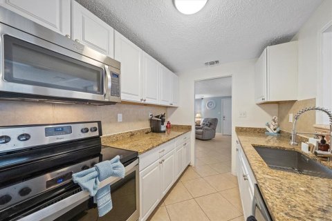 Casa en venta en Sarasota, Florida, 3 dormitorios, 103.86 m2 № 2222729 - foto 10