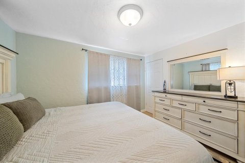 Casa en venta en Sarasota, Florida, 3 dormitorios, 103.86 m2 № 2222729 - foto 23