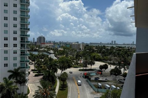 Copropriété à louer à North Bay Village, Floride: 41.16 m2 № 1984055 - photo 18
