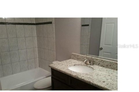 Copropriété à louer à Kissimmee, Floride: 2 chambres, 89.84 m2 № 2107982 - photo 4