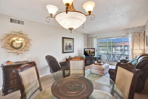 Condominio en venta en Sunrise, Florida, 1 dormitorio, 59.46 m2 № 2245514 - foto 3