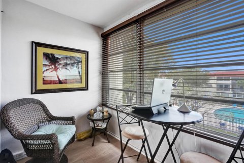 Condominio en Sunrise, Florida, 1 dormitorio № 2245514