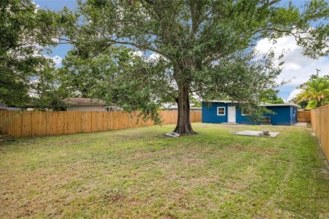 House in Tampa, Florida 3 bedrooms, 101.26 sq.m. № 1893790 - photo 22