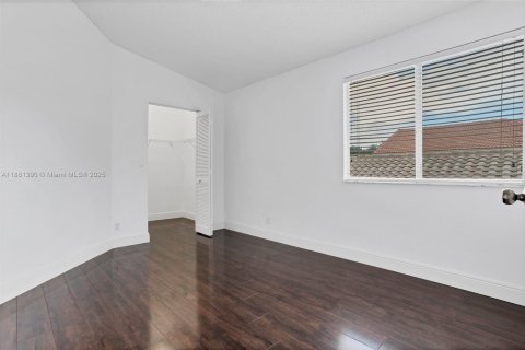Villa ou maison à louer à Boca Raton, Floride: 5 chambres, 259.38 m2 № 1931053 - photo 26