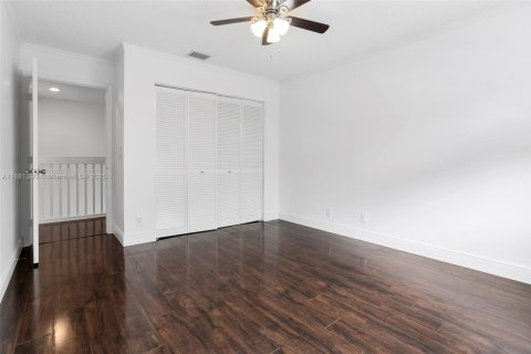 Villa ou maison à louer à Boca Raton, Floride: 5 chambres, 259.38 m2 № 1931053 - photo 30