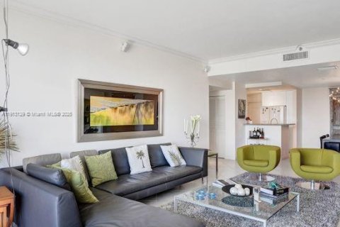 Condo in Key Biscayne, Florida, 3 bedrooms  № 2015683 - photo 4