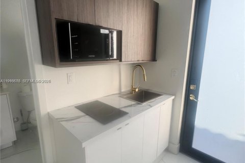 Купить виллу или дом в Майами, Флорида 5 спален, 245.08м2, № 2062900 - фото 16