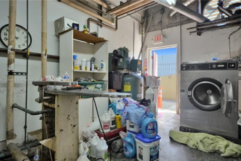 Купить коммерческую недвижимость в Майами, Флорида № 2036957 - фото 22