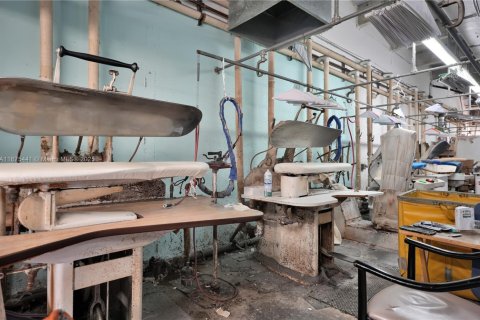 Купить коммерческую недвижимость в Майами, Флорида № 2036957 - фото 29