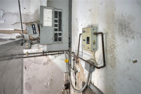 Купить коммерческую недвижимость в Майами, Флорида № 2036957 - фото 7