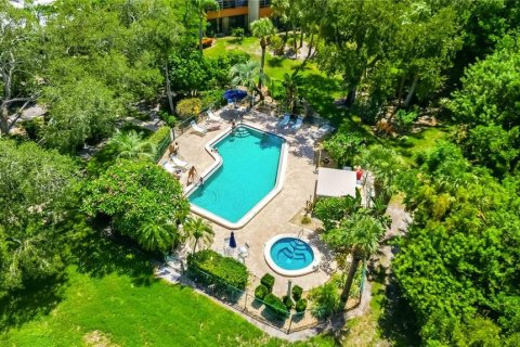 Condo in Bradenton, Florida, 2 bedrooms № 2225497 - photo 27