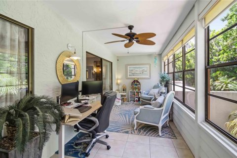 Condo in Bradenton, Florida, 2 bedrooms № 2225497 - photo 21
