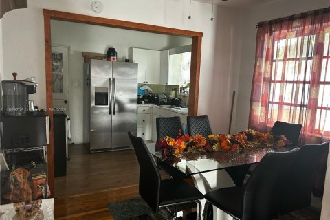 Купить коммерческую недвижимость в Майами, Флорида 167.69м2, № 1963384 - фото 10