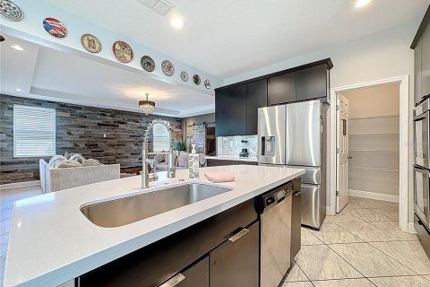 Casa en alquiler en Winter Garden, Florida, 4 dormitorios, 244.8 m2 № 1908322 - foto 5