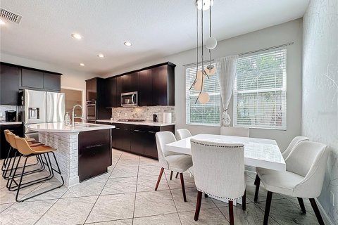 Casa en alquiler en Winter Garden, Florida, 4 dormitorios, 244.8 m2 № 1908322 - foto 9