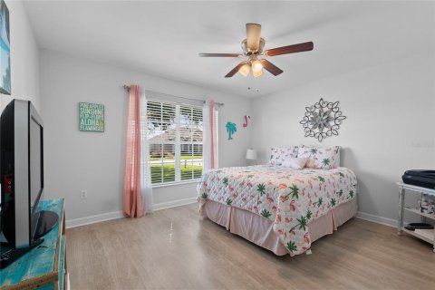 Casa en venta en Winter Haven, Florida, 4 dormitorios, 216.18 m2 № 1912637 - foto 26